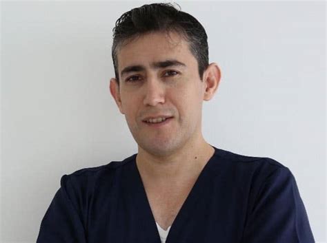 Dr Ahmad Othman Dermatologist Thmc Cosmobeats Al Ain Uae