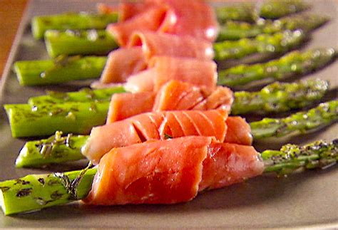 Our smoked salmon sandwich recipe is so good, you'll want to make it every day. Easy Christmas Dinner Starter Recipe From Kinvara Smoked ...