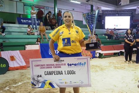 La Luchadora Grancanaria María Ramírez Campeona