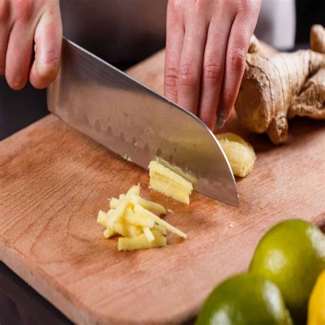 How To Peel Grate And Chop Fresh Ginger Tastegreatfoodie