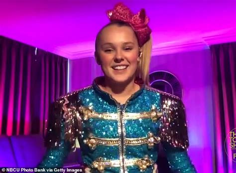 Jojo Siwa 17 Reflects On Coming Out As Lgbtq And Reveals She Now Identifies As Pansexual The