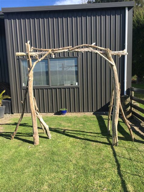 Rustic Driftwood Arch A Touch Of Elegance
