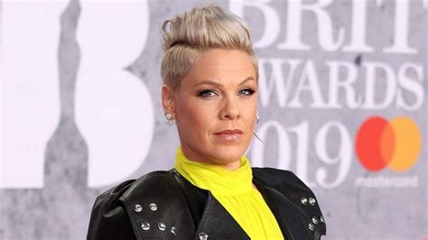 Singer Pink Says She Had Covid 19 Gives 1m To Relief Funds