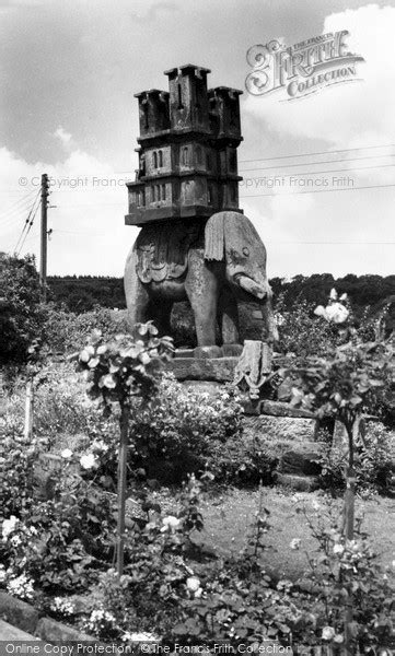 The elephant & castle hotel. Photo of Peckforton, Elephant And Castle c.1955