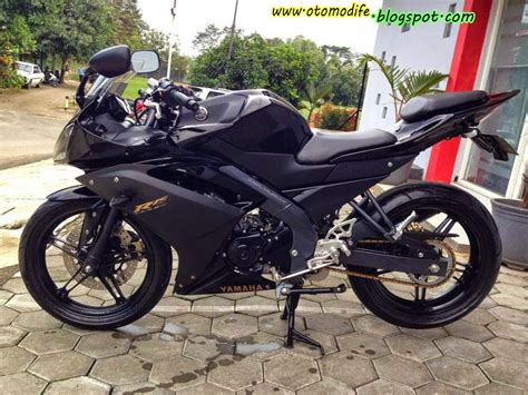 Modifikasi new vixion hitam full ala R15 azik
