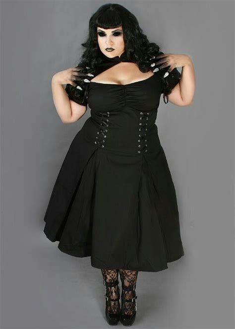 pin by kelsey hillard on halloween photoshoot ideas goth dress plus size outfits fashion