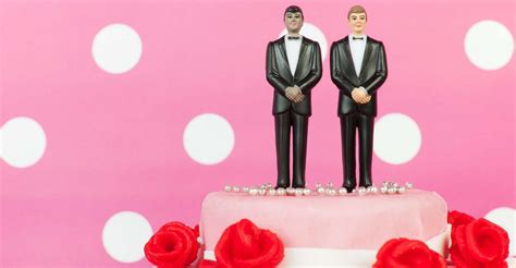Baker Can Refuse To Make Same Sex Wedding Cakes Court Says Special