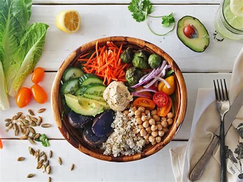 9 Healthy Veggie Bowl Recipes To Fuel You From The Inside