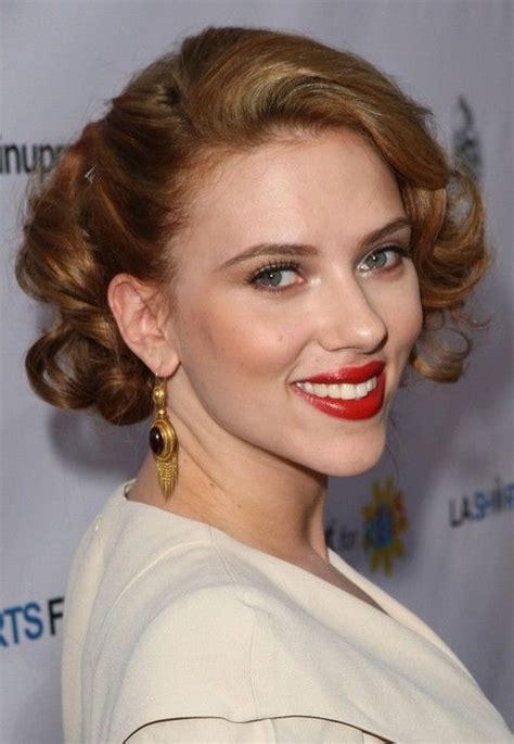 Scarlett Johansson Hairstyles Vintage Bobby Pinned Updo Short Curly