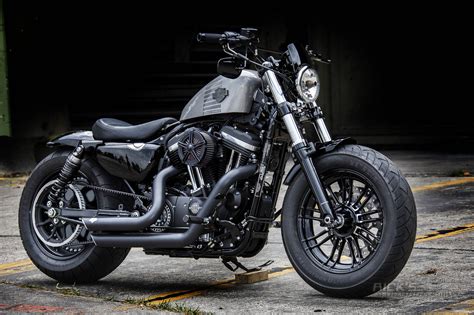 The said bike was unveiled alongside the iron 1200 as a part of companies ask anything and get answer in 48 hours. Graue 48 mit 240er | Rick`s Motorcycles - Harley Davidson ...