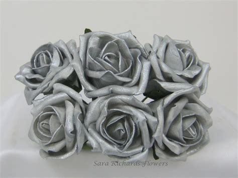 Metallic Pearlised Silver Roses 6cm Sara Richards