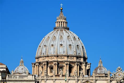 Dome Of St Peters Basilica In Rome Italy Encircle Photos