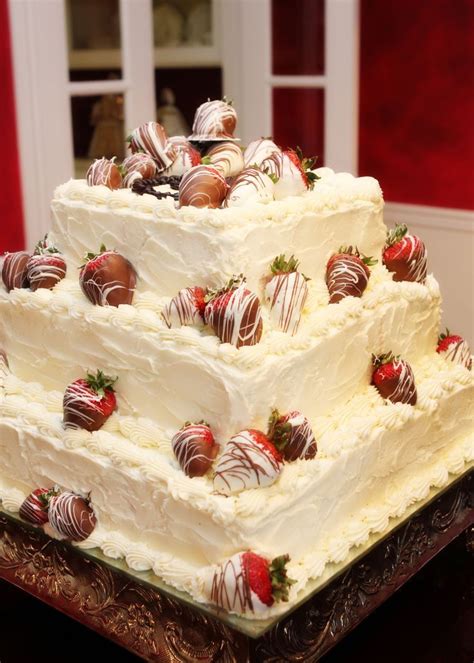 Red Velvet Grooms Cake Red Velvet Grooms Cake Weddings Velvet Cake