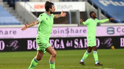 eriksen acerbi vicino al centrocampista “sapere che sei fuori pericolo è la vittoria più bella