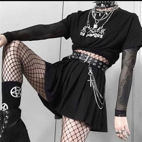 pin by sayviann knoblich on clothing in 2020 alternative fashion aesthetic clothes