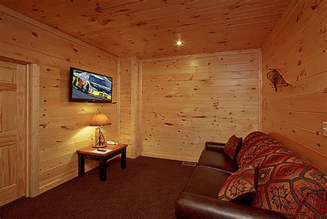 This cabin is non smoking. Pigeon Forge Cabin - Rainbow's End - 2 Bedroom - Sleeps 8
