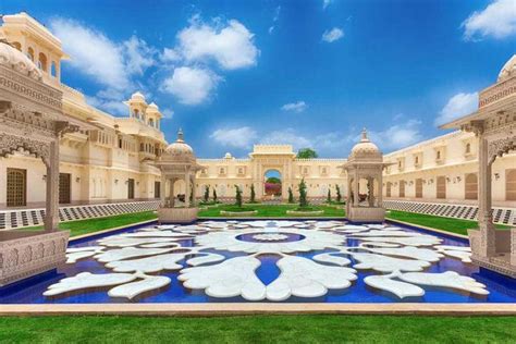 Top 10 Most Beautiful Palaces In India Get Ur Holidays Best Resorts Best Hotels Udaipur
