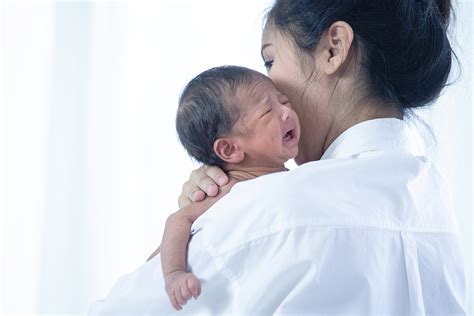 Meramu jenis nama bayi perempuan modern memang membutuhkan pengetahuan tentang arti dari sejumlah nama yang berasal dari berbagai unsur. Bukan Hanya Lapar, Ini Arti Tangisan Bayi yang Harus ...