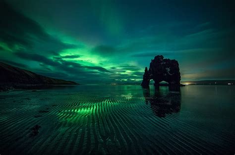 Hd Wallpaper Body Of Water Aurora Borealis Green Reflection Sky