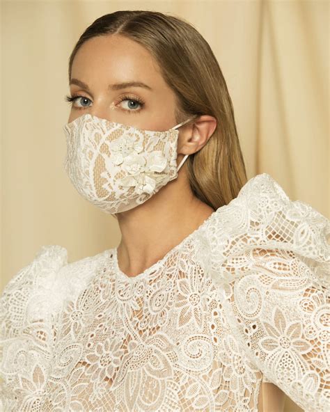 Wedding Masks 60 Fashionable Options And How To Wear Them Bridal