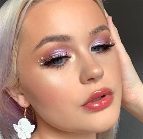 Lilac Makeup Ellieaddis Makeup Eye Looks Creative Makeup Looks