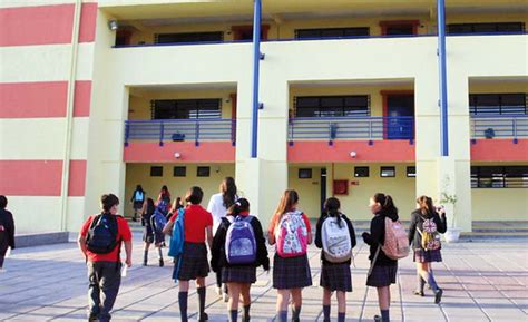 Profesores Malditos No Volverán A Colegios Privados El Men