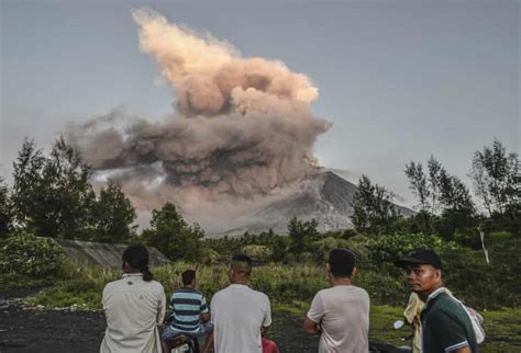 Philippines Volcano Lava Erupts From Mount Mayon As Ash Covers Towns