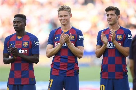 First sports team in the world to reach 10 million subscribers on @youtube! FC Barcelona verslaat Arsenal bij Camp Nou-debuut Frenkie ...
