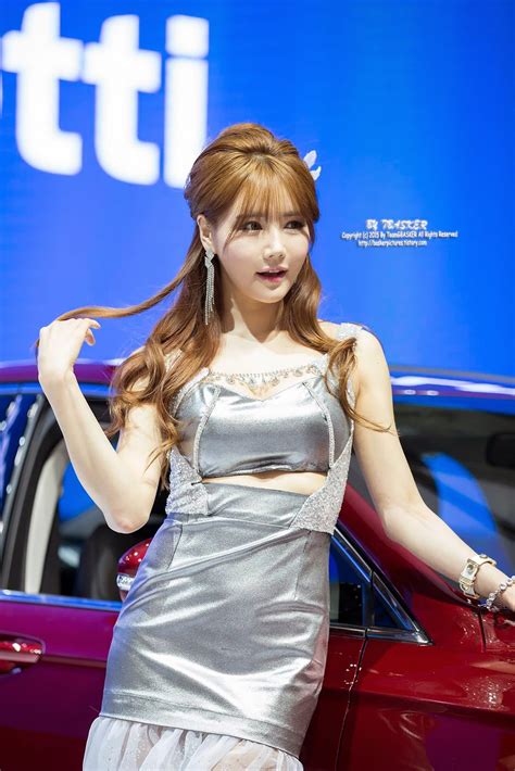 Han Ga Eun Seoul Motor Show 2015 Tet2