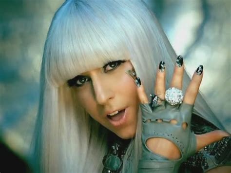 It was the second single from her debut studio album, the fame, taking the crown for her most successful. De 2008 à 2016 : comment la musique est redevenue ...