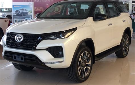 Toyota Fortuner Ii Facelift 2020 28d 204 Hp Automatic