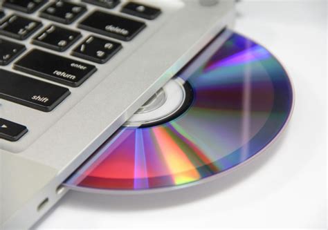 What Is An Audio Compact Disc With Pictures