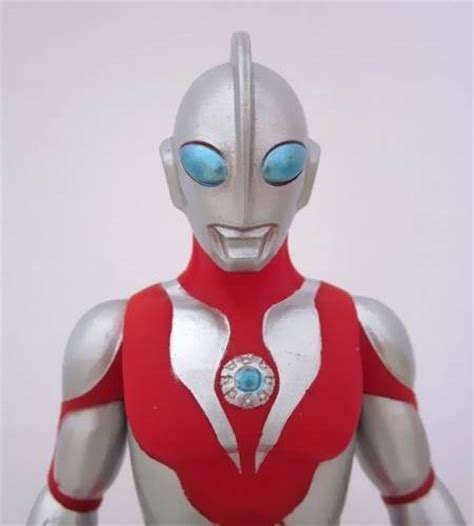 Lagoric Museum Ultra Hero Series Ultraman Powered