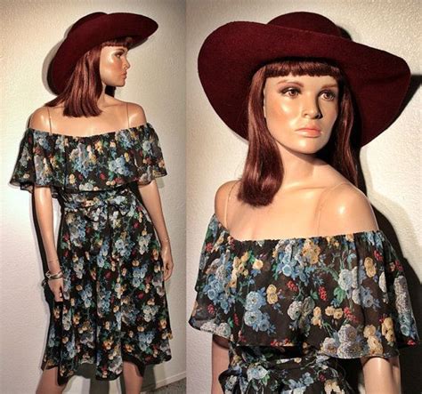 1970s Floral Sundress Ruffled Neckline Flared Hem Etsy