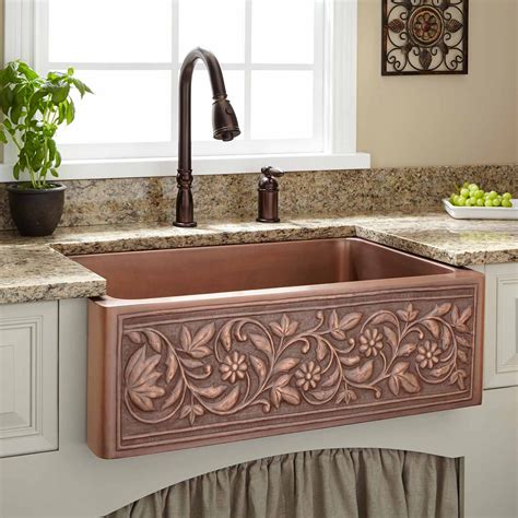 Copper Farmhouse Sink2 Mike Blake Custom Homes