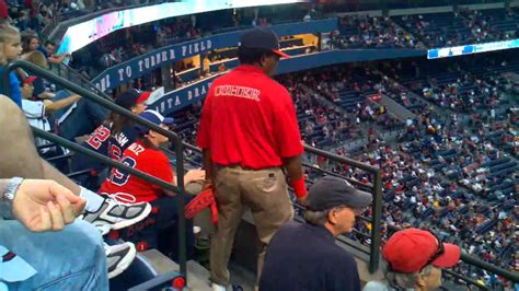 Atlanta Braves Usher Going Crazy At Turner Field Youtube