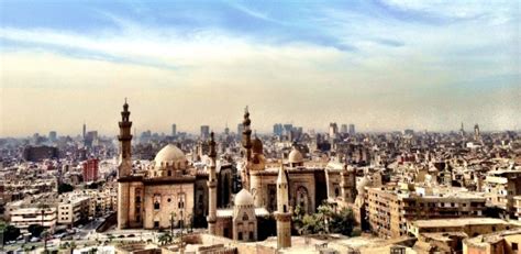 mi̠sˤr, pronunciado em árabe egípcio: Em fim de semana no Egito, turista atravessa mais de 5.000 ...