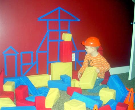 Team building activities are good work for the little ones' gray cells. 12 Incredibly Fun Construction Activities for Preschoolers