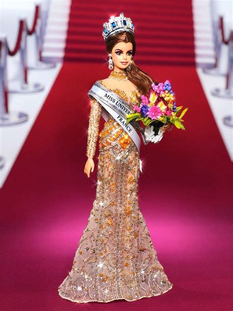 He also designed iris mittenaere's farewell gown for the miss universe 2017 pageant held in las vegas later that same year. Miss Universe 2016 Iris Mittenaere | Barbie miss, Pageant ...
