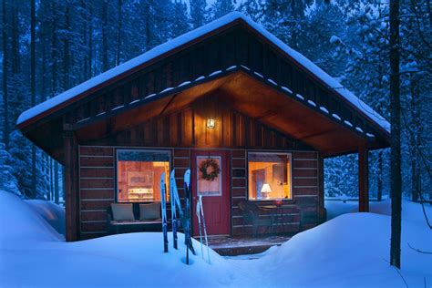 Cute Leetle Cabin For 155night Log Cabin Decor Log Cabin Homes