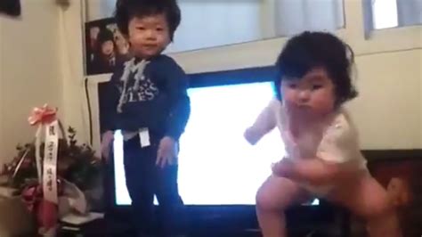 Baby Dance Moves Become The Next Viral Sensation Abc13 Houston