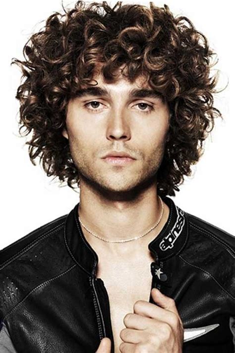 Guys with thick, wavy hair have many cuts and styles to choose from. Curly Hair-9 Beard looks for Men who have Curly Hair.