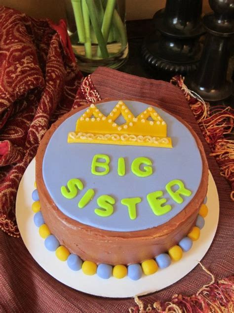 Love The Idea Of A Big Sister Cake For C Or A Special Cupcake But