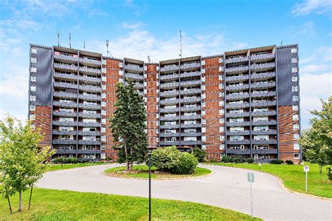Brockton Apartments St. Catharines, ON - 250 Lake St | liv.rent