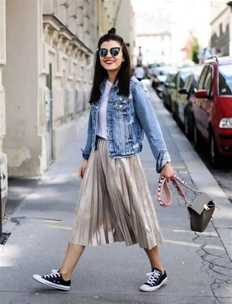 40 Gorgeous Long Skirt Outfits For Working Women Office Salt