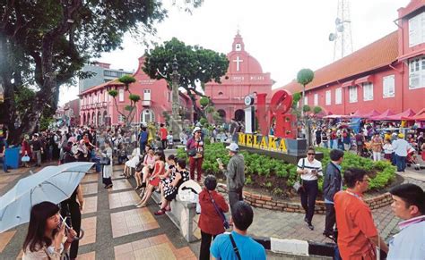 Surat sokongan daripada kementerian pelancongan, seni dan budaya malaysia hanya akan dikemukakan kepada syarikat pengusahaan pelancongan setelah pihak kementerian berpuas hati dengan pengesahan yang. Go green like Melaka | New Straits Times | Malaysia ...