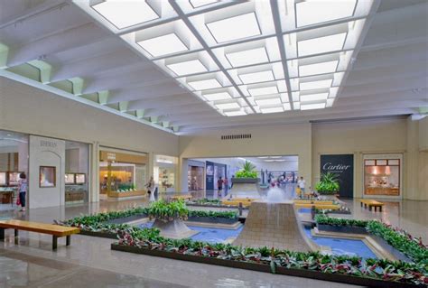 Northpark Center Timeless Architecture Brings Fifty Years Of Success