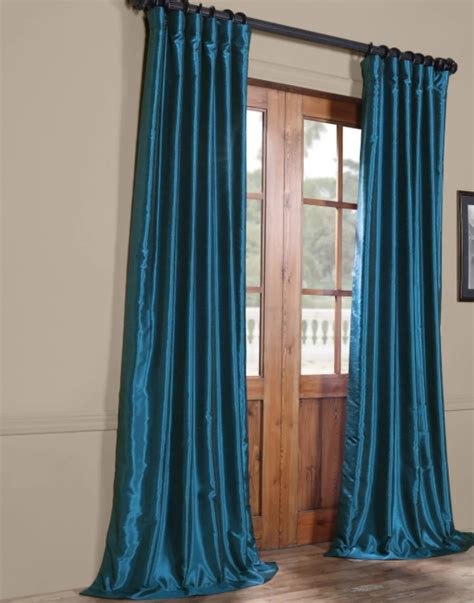 Drapes Vs Curtains Defining The Similarities And Differences