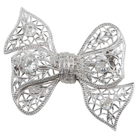 Art Deco Diamond Bow Brooch In Platinum At 1stdibs