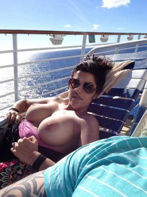Big Boobs On A Cruise Ship Porn Pic